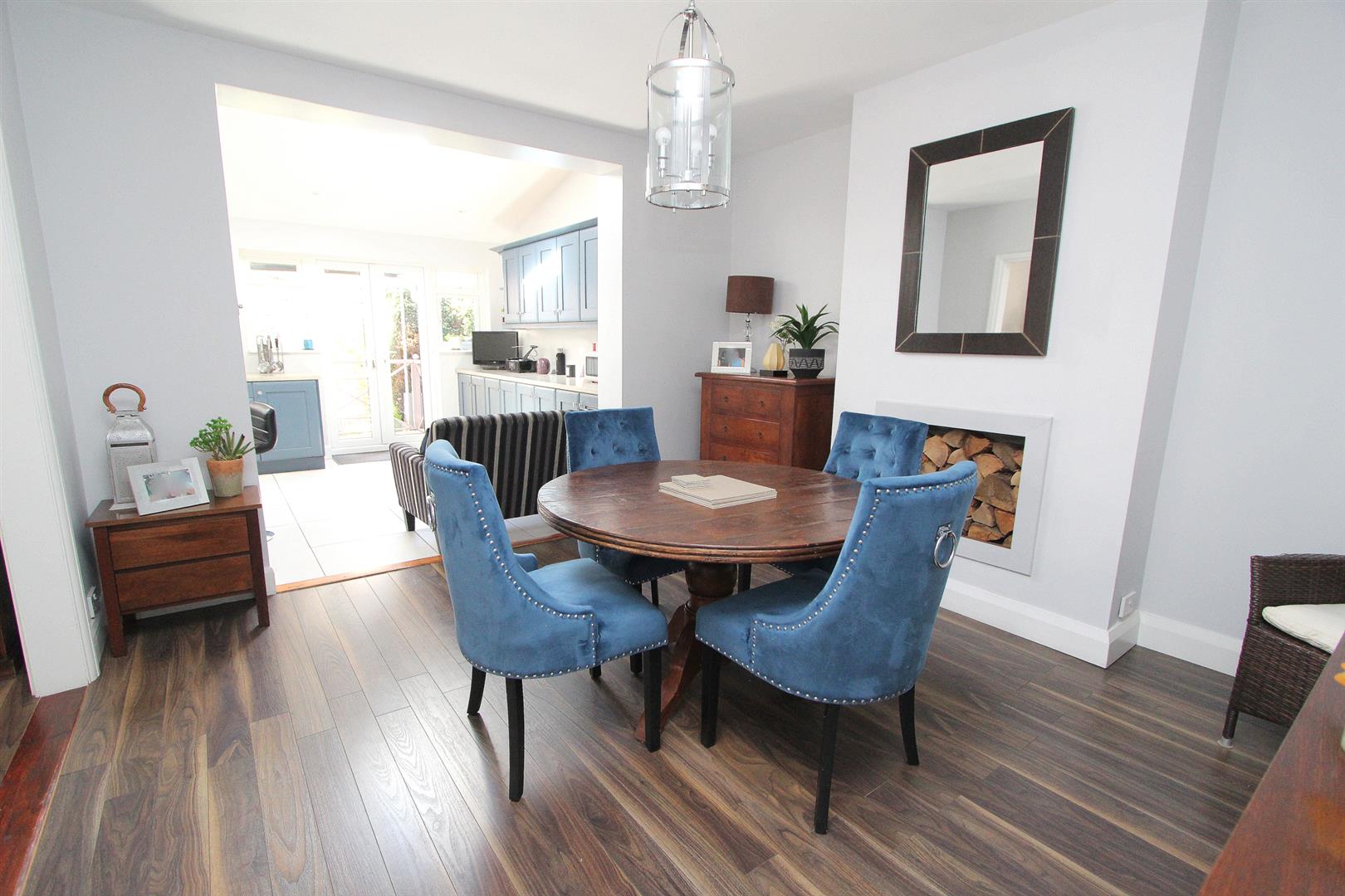 5 bed property in Sandy Lane South, Wallington